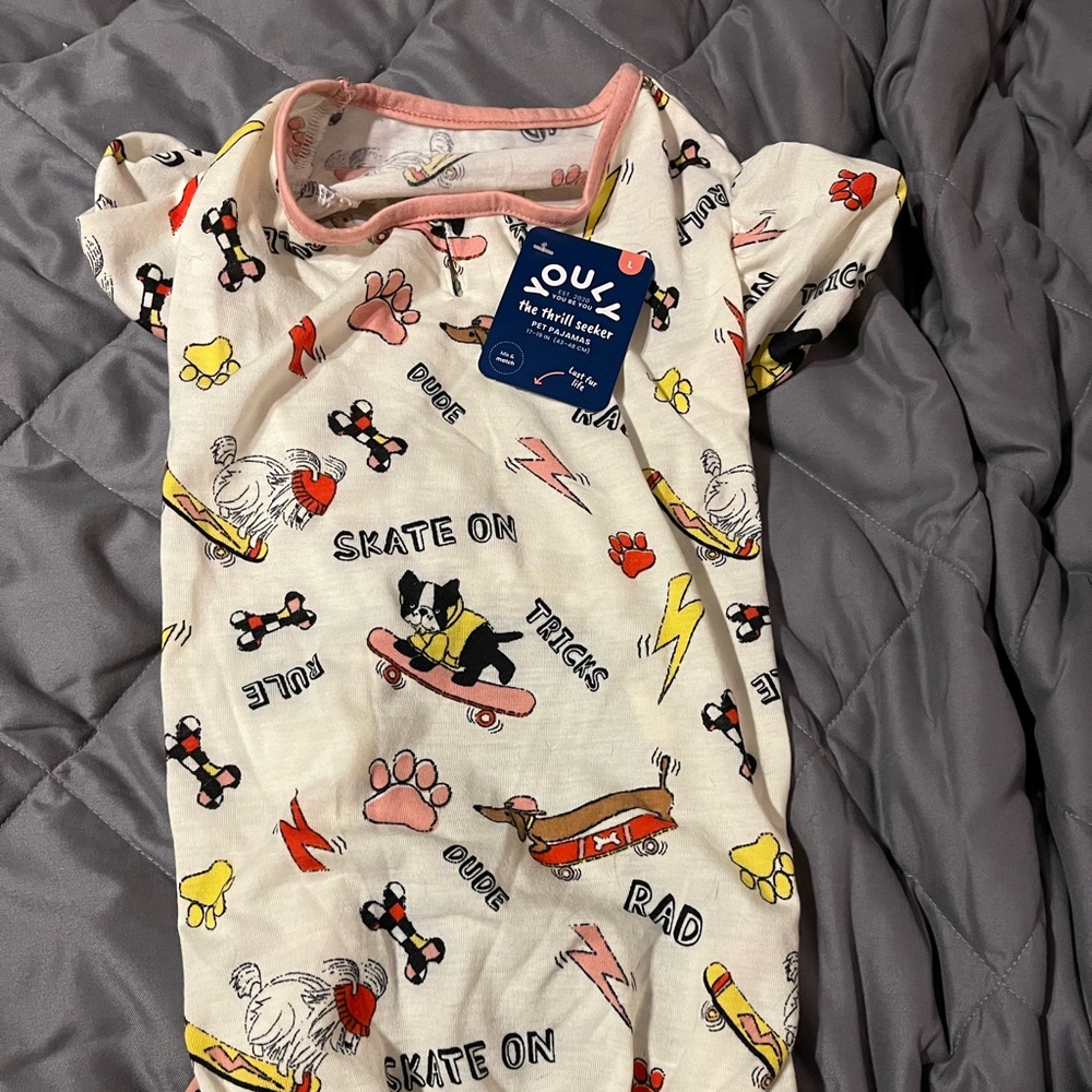 Pet pajamas size large. NWT. Youly brand